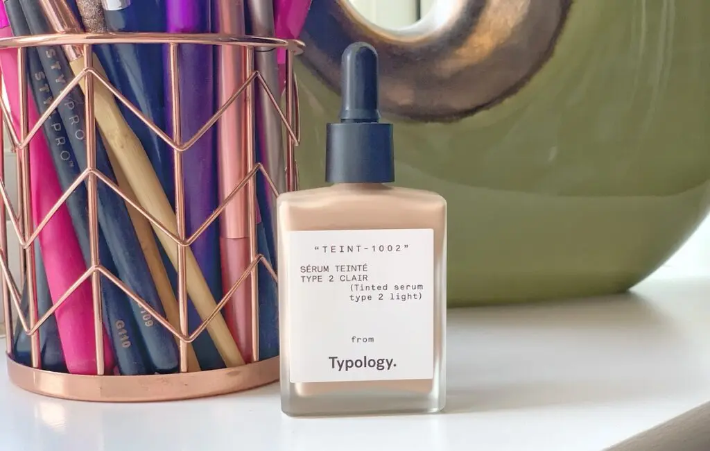 Typology Tinted Serum