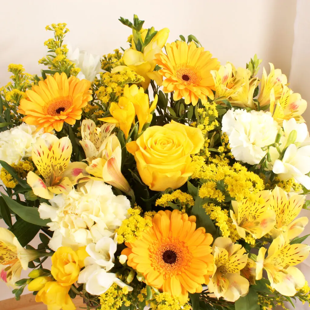BloomLocal Sunshine Giftbox Flowers to Make You Happy